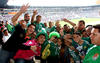 Los Esmeraldas de León se alzaron con el título del Clausura 2014 del futbol mexicano, al vencer 2-0 a los Tuzos del Pachuca, en duelo disputado en la “bella airosa”.