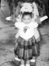 25052014 Estela MartÃ­nez con su hijo JosÃ© Manuel Sujo MartÃ­nez (f) en 1975.
