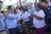 El presidente nacional del PAN se mostró cercano a la gente de la zona poniente de Torreón.