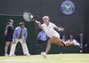La despedida entre ambas tenistas, sólo una sigue adelante en Wimbledon.