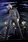 El cantante mexicano Alejandro Fernández conquistó al público español con un concierto que forma parte de su gira internacional “Confidencias world tour”.