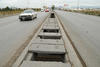 Robaron las tapas de concreto en el camellón central en el puente entre Gómez Palacio y Torreón.