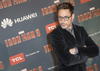 El actor Robert Downey Jr. encabeza la lista publicada por la revista Forbes de los actores del cine de Hollywood con mayores ingresos, al obtener 75 millones de dólares de junio de 2013 a junio pasado.