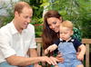 El príncipe Jorge es hijo de Catalina, duquesa de Cambridge, y el príncipe Guillermo de Inglaterra, quienes contrajeron nupcias el 29 de abril del 2011, y generaron mucha expectativa desde que anunciaron el embarazo de ella.