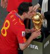 Un año más tarde, en Brasil 2014, 'La Roja' vive un Mundial de pesadilla y Xavi termina en la banca, por lo que el día de hoy definió que su ciclo ha terminado.