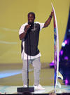 Cody Simpson, Tony Oller y  Malcolm Kelley también participaron como presentadores.