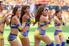 Arrancando con las porristas de Tigres.