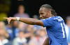 Al minuto 80, todos los asistentes en Stamford Bridge se pusieron de pie para aplaudir el regreso de una de sus figuras, el marfileño Didier Drogba.