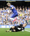 Fue hasta el minuto 63 cuando Diego Costa puso el 1-0, su segundo con la playera del Chelsea, después de controlar el balón dentro del área y fusilar a Schmeichel.