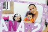 31082014 LINDA PRINCESA.  Ana Paola Morales Floriano, con su tía Sofía Floriano y el pequeño Leonardo.