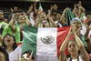 Los aficionados mexicanos estuvieron presentes en la Gran Canaria Arena.
