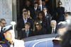 Diversas personalidades del espectáculo como Sarah Jessica Parker se hicieron presentes en el funeral.