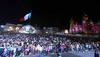 Peña Nieto apreció acompañado de su familia el espectáculo pirotécnico en el Zócalo.