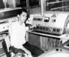 14092014 Alejandro RodrÃ­guez en cabina de la radiodifusora XETJ, hace varias dÃ©cadas.
