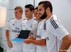 Los 22 futbolistas de la plantilla titular aparecieron en la fotografía.