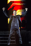 El cantante puertorriqueño Ricky Martin ofreció una actuación especial en el Concierto Exa 2014, durante el cual agasajó a 32 mil seguidores.