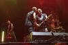 Ska-P, que incluso cantó algunos acordes del tema Cielito lindo con su público, también incluyó en el repertorio de esta presentación El libertador, Mestizaje, El vals del obrero y Gato López, entre otros, con los que concluyeron su "show".