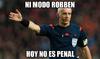 Más de uno no podía creer que en esta ocasión Robben no fingiera una falta...