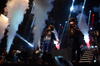 El grupo sensación de las redes sociales CD9 se presentó con éxito en el Coliseo Centenario ante cerca de tres mis fanáticos en su mayoría mujeres.