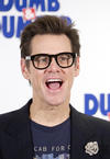 Jim Carrey se mostró feliz por el lanzamiento de la segunda parte de la exitosa cinta Dumb and Dumber.