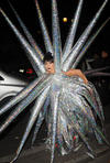 Sin duda, uno de los atuendos más recordados de Lady Gaga fue el vestido de carne que lució en los MTV VMAs de 2010.