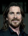 El actor británico Christian Bale llegó acompañado de su esposa Sibi Blazic.