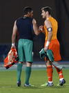 Al final del encuentro Jesús Corona intercambió camisetas con el portero del Real Madrid, Iker Casillas.