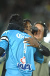 El 12 de noviembre de 2009, 'Pelé' dio la patada inicial que activó al nuevo estadio Corona y el cual el capitán de los Guerreros se lo detuvo.