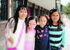 Luz Adriana y Valeria.