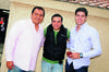 Alejandro, Ángel y Tere.