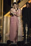 Maggie Gyllenhaal se proclamó como la Mejor actriz en miniserie o telefilme por su papel en The Honorable Woman.
