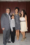 13012015 Daniela, Mario Jr., Linda y Mario Enrique.