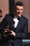 Sam Smith lo hizo una vez más y ganó el galardón de Grabación del año por Stay with me.