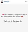 Paulina Rubio publicó un gráfico de un corazón para celebrar San Valentín.