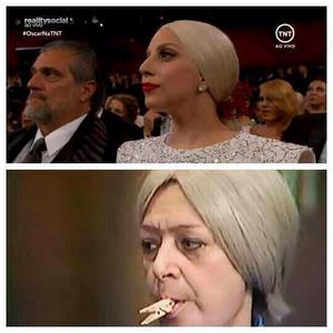 Además, el peinado de la neyorquina tampoco pasó desapercibido, pues la  compararon con el de “Doña Cleotilde” (La bruja del 71) del programa El  Chavo del 8. Lady Gaga y Meryl Streep '