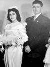 Juan Manuel Flores Martínez y María del Carmen Flores Martínez en la boda civil de María del Carmen el 11 de marzo de 1964.
