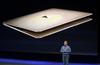 Apple presentó una nueva MacBook de color dorado.