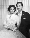 Teresa López Espino y Lauro Alonzo Márquez contrajeron nupcias el 21 de febrero de 1960 en la Iglesia de Guadalupe en Torreón, Coahuila, a las 12 del día.