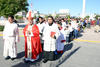 Dio inicio la Semana Santa con la celebración del Domingo de Ramos con una procesión desde la Plaza Mayor hasta la catedral del Carmen.