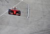 Kimi Raikkonen, el otro piloto de Ferrari, salía desde el lugar 11 pero luego daría una excelsa exhibición de conducción para concluir en cuarto del GP de Malasia.