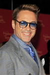 Robert Downey Jr. lució feliz en el estreno de la nueva cinta de los Vengadores.
