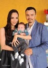 El festejado con sus papás, César Ibáñez y Vanessa Ramírez, y sus padrinos, Tatiana Hernández y Efrén Reveles.