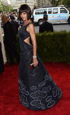 Alicia Keys arribó al lado del diseñador Jean Paul Gaultier.