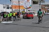 Por 24 horas, los ciclistas dan vueltas a la Plaza Mayor de Torreón.