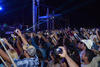 El público no dudó en captar el concierto con sus celulares.