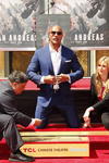 El actor estadounidense Dwayne Johnson fue reconocido en una ceremonia en el TCL Chinese Theatre IMAX en Hollywood.