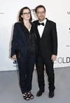 El director estadounidense Ethan Coen acudió a la gala contra el Sida con su esposa Tricia Cooke.
