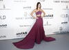 La modelo estadounidense Kendall Jenner lució su sensualidad en un vestido que dejaba parte de su abdomen al descubierto.