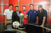 El equipo de El Siglo de Torreón recibió el trofeo en el foto de Siglo Tv.