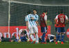 Gonzalo Higuaín entró de cambio por Agüero y a los pocos segundos, Messi le dio un pase en el área para que marcara el 6-1 definitivo.